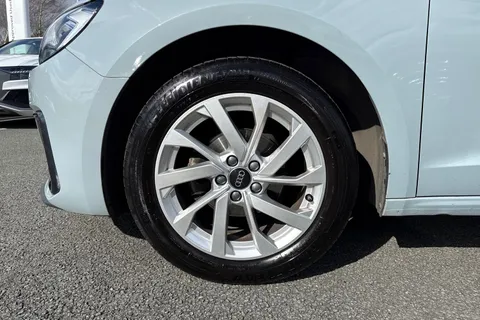 DL23FDF Audi A1 MY23.5 Sport 25 TFSI  95 PS 5-speed Thumbnail #11