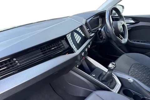 DL23FDF Audi A1 MY23.5 Sport 25 TFSI  95 PS 5-speed Thumbnail #15