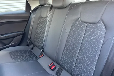 DL23FDF Audi A1 MY23.5 Sport 25 TFSI  95 PS 5-speed Thumbnail #19