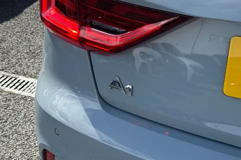 DL23FDF Audi A1 MY23.5 Sport 25 TFSI  95 PS 5-speed Thumbnail #27