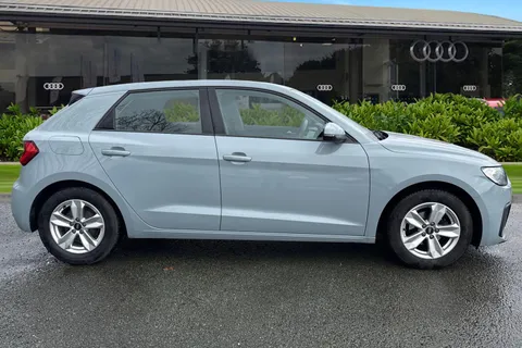 PN22LFZ Audi A1 Technik 25 TFSI 95 PS 5-speed Thumbnail #4