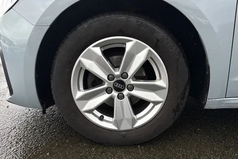 PN22LFZ Audi A1 Technik 25 TFSI 95 PS 5-speed Thumbnail #14