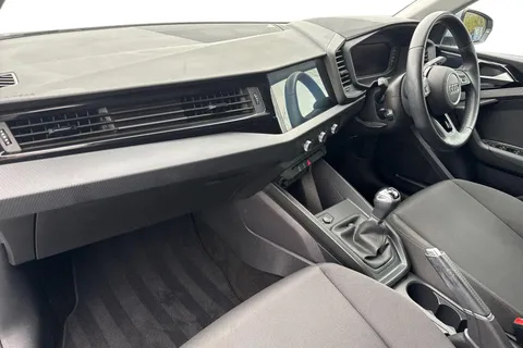 PN22LFZ Audi A1 Technik 25 TFSI 95 PS 5-speed Thumbnail #16