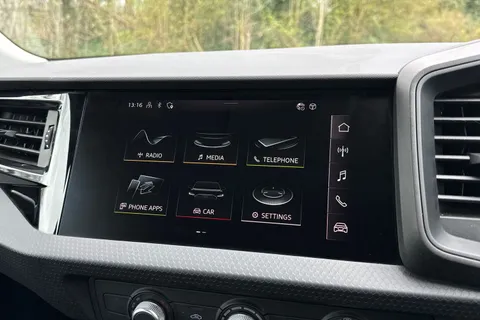 PN22LFZ Audi A1 Technik 25 TFSI 95 PS 5-speed Thumbnail #18