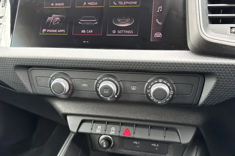 PN22LFZ Audi A1 Technik 25 TFSI 95 PS 5-speed Thumbnail #23