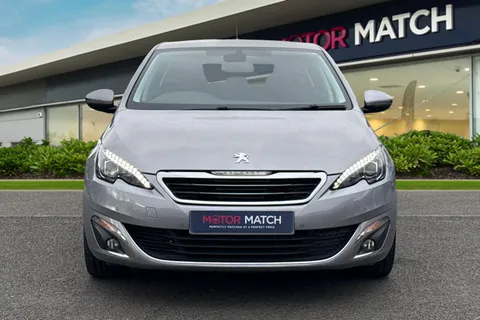 6 of 65 for PEUGEOT 308 1.2 PureTech Allure Euro 6 (s/s) 5dr