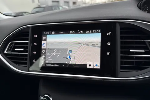 50 of 65 for PEUGEOT 308 1.2 PureTech Allure Euro 6 (s/s) 5dr