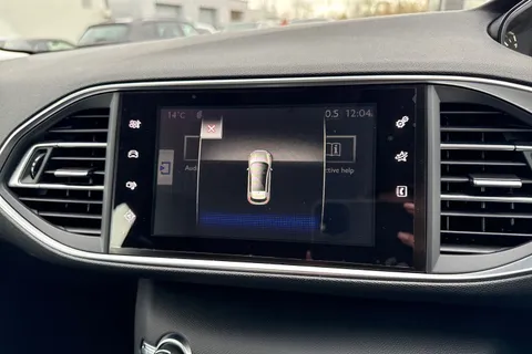 54 of 65 for PEUGEOT 308 1.2 PureTech Allure Euro 6 (s/s) 5dr