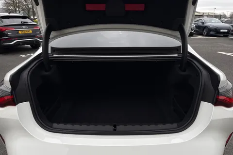 RV21ZVC BMW M4 3.0 BiTurbo Competition Steptronic Euro 6 (s/s) 2dr Thumbnail #8