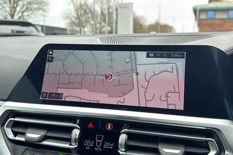 RV21ZVC BMW M4 3.0 BiTurbo Competition Steptronic Euro 6 (s/s) 2dr Thumbnail #18