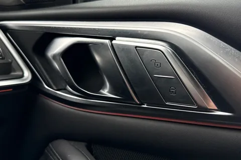 RV21ZVC BMW M4 3.0 BiTurbo Competition Steptronic Euro 6 (s/s) 2dr Thumbnail #22