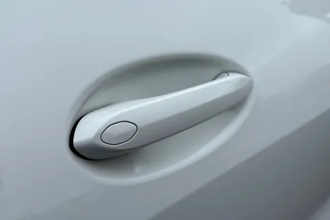 RV21ZVC BMW M4 3.0 BiTurbo Competition Steptronic Euro 6 (s/s) 2dr Thumbnail #30