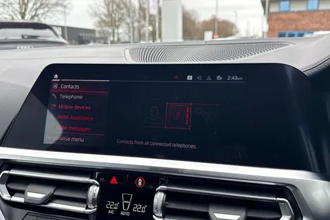 RV21ZVC BMW M4 3.0 BiTurbo Competition Steptronic Euro 6 (s/s) 2dr Thumbnail #48