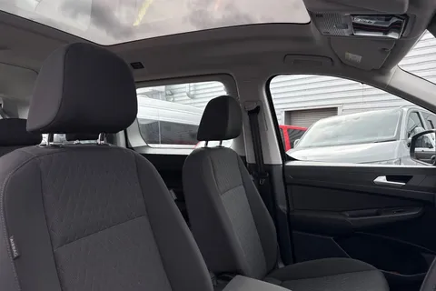 KY75OEX Volkswagen Caddy Maxi 2.0 TDI 122 Life 5dr DSG [Tech Pack] + Panoramic Glass Sunroof Thumbnail #24