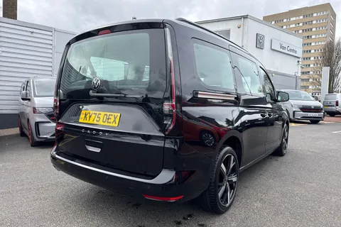 KY75OEX Volkswagen Caddy Maxi 2.0 TDI 122 Life 5dr DSG [Tech Pack] + Panoramic Glass Sunroof Thumbnail #27