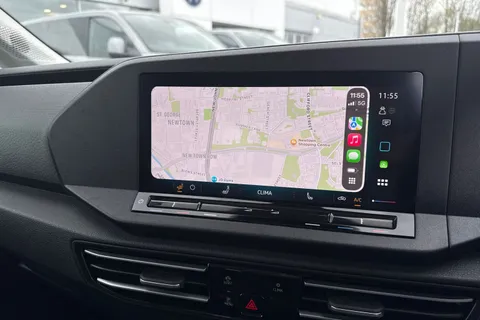 KY75OEX Volkswagen Caddy Maxi 2.0 TDI 122 Life 5dr DSG [Tech Pack] + Panoramic Glass Sunroof Thumbnail #35