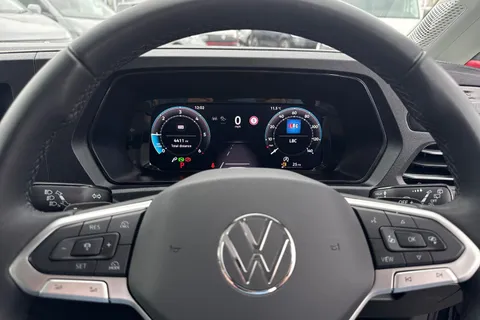 KY75OEX Volkswagen Caddy Maxi 2.0 TDI 122 Life 5dr DSG [Tech Pack] + Panoramic Glass Sunroof Thumbnail #42