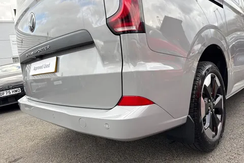 KR75YHH Volkswagen E-Transporter SWB 286PS  65kWh Electric 5 Seats Thumbnail #31