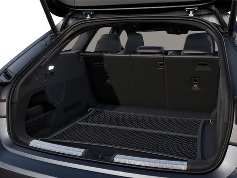  Audi A5 Avant 2.0 e-hybrid 25.9kWh Black Edition S Tronic quattro Euro 6 (s/s) 5dr Thumbnail #7