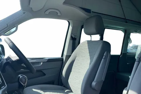 DC24NYF Volkswagen California 2.0 TDI Ocean 204 4dr DSG Thumbnail #12