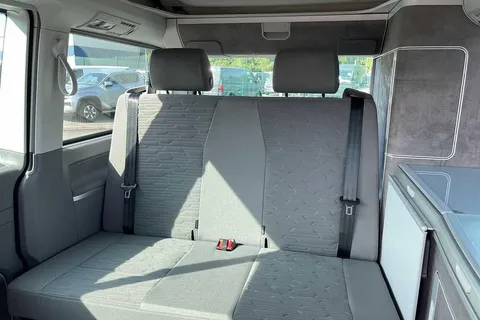 DC24NYF Volkswagen California 2.0 TDI Ocean 204 4dr DSG Thumbnail #15