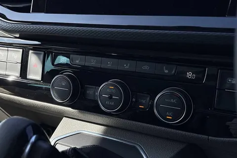 DC24NYF Volkswagen California 2.0 TDI Ocean 204 4dr DSG Thumbnail #20