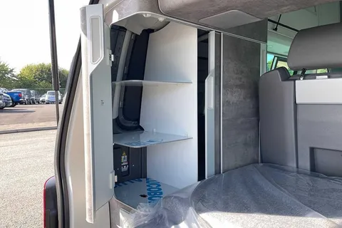 DC24NYF Volkswagen California 2.0 TDI Ocean 204 4dr DSG Thumbnail #40