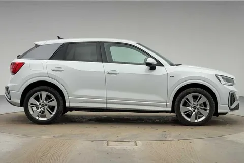 DA25ODH Audi Q2 S line 35 TFSI  150 PS 6-speed Thumbnail #4