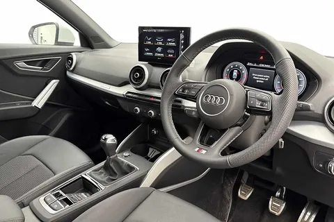 DA25ODH Audi Q2 S line 35 TFSI  150 PS 6-speed Thumbnail #7