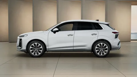 Audi Q3 1.5 TFSI S line S Tronic Euro 6 (s/s) 5dr Thumbnail #3