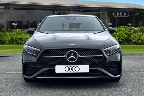 BU24SZF Mercedes-Benz A Class 1.3 A200h MHEV AMG Line (Executive) 7G-DCT Euro 6 (s/s) 5dr Thumbnail #5