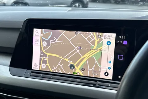 NX21ZNU Volkswagen Golf 1.5 eTSI MHEV Life DSG Euro 6 (s/s) 5dr Thumbnail #17