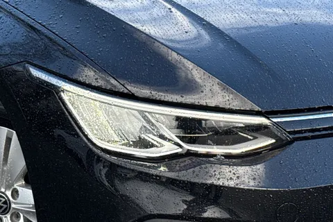 NX21ZNU Volkswagen Golf 1.5 eTSI MHEV Life DSG Euro 6 (s/s) 5dr Thumbnail #26