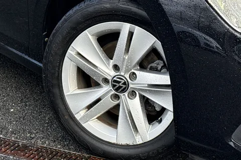 NX21ZNU Volkswagen Golf 1.5 eTSI MHEV Life DSG Euro 6 (s/s) 5dr Thumbnail #29