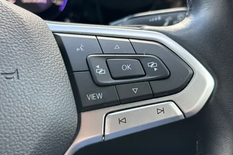 NX21ZNU Volkswagen Golf 1.5 eTSI MHEV Life DSG Euro 6 (s/s) 5dr Thumbnail #36