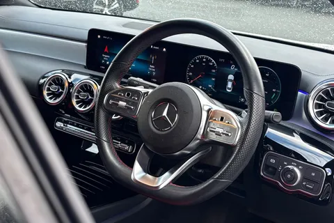 SN21VVX Mercedes-Benz Cla Class 1.3 CLA180 AMG Line (Premium Plus 2) Coupe 7G-DCT Euro 6 (s/s) 4dr Thumbnail #35