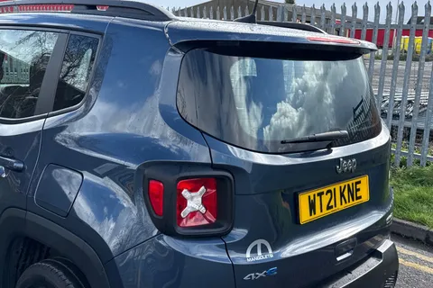 WT21KNE Jeep Renegade 1.3 GSE T4 11.4kWh Longitude Auto 4xe Euro 6 (s/s) 5dr Thumbnail #9