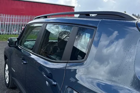 WT21KNE Jeep Renegade 1.3 GSE T4 11.4kWh Longitude Auto 4xe Euro 6 (s/s) 5dr Thumbnail #26