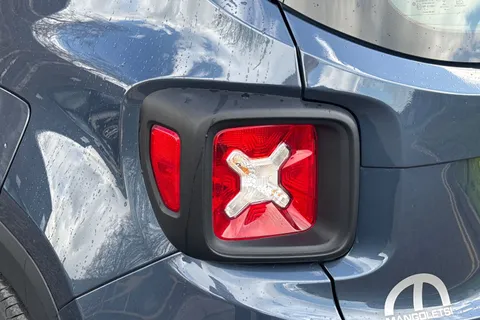 WT21KNE Jeep Renegade 1.3 GSE T4 11.4kWh Longitude Auto 4xe Euro 6 (s/s) 5dr Thumbnail #27