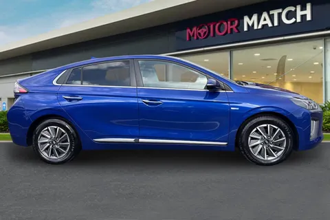 BN20CDK Hyundai Ioniq 38.3kWh Premium SE Auto 5dr Thumbnail #3