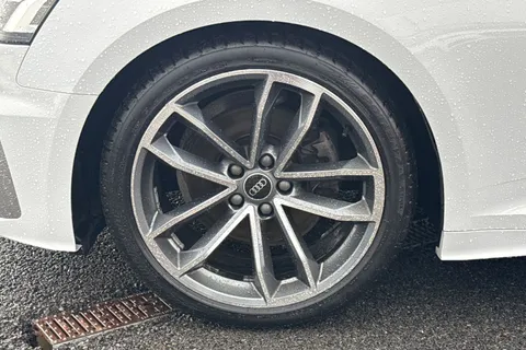 GL23RLZ Audi A5 2.0 TFSI 35 S line Sportback S Tronic Euro 6 (s/s) 5dr Thumbnail #14