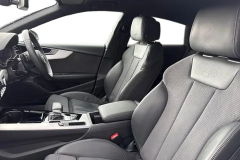 GL23RLZ Audi A5 2.0 TFSI 35 S line Sportback S Tronic Euro 6 (s/s) 5dr Thumbnail #17