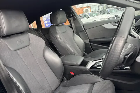 GL23RLZ Audi A5 2.0 TFSI 35 S line Sportback S Tronic Euro 6 (s/s) 5dr Thumbnail #25