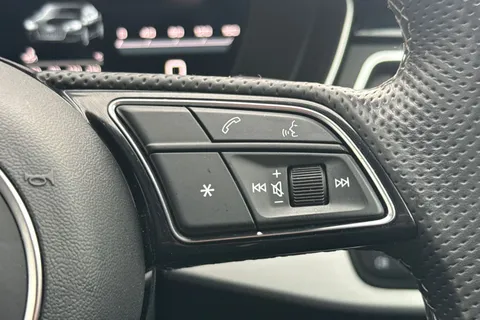 GL23RLZ Audi A5 2.0 TFSI 35 S line Sportback S Tronic Euro 6 (s/s) 5dr Thumbnail #40