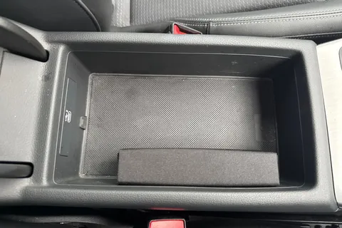 GL23RLZ Audi A5 2.0 TFSI 35 S line Sportback S Tronic Euro 6 (s/s) 5dr Thumbnail #44