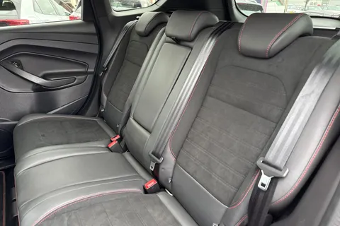 ET68CSX Ford Kuga 2.0 TDCi ST-Line X Powershift AWD Euro 6 (s/s) 5dr Thumbnail #20