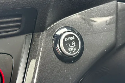 ET68CSX Ford Kuga 2.0 TDCi ST-Line X Powershift AWD Euro 6 (s/s) 5dr Thumbnail #42