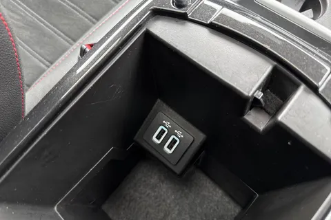 ET68CSX Ford Kuga 2.0 TDCi ST-Line X Powershift AWD Euro 6 (s/s) 5dr Thumbnail #43