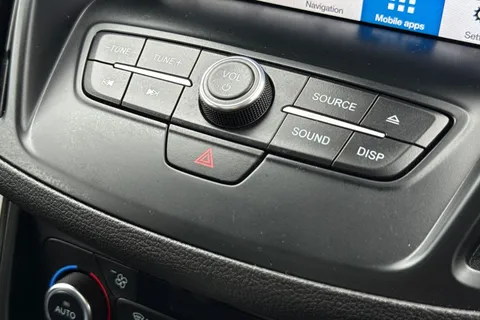 ET68CSX Ford Kuga 2.0 TDCi ST-Line X Powershift AWD Euro 6 (s/s) 5dr Thumbnail #44