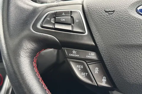 ET68CSX Ford Kuga 2.0 TDCi ST-Line X Powershift AWD Euro 6 (s/s) 5dr Thumbnail #46